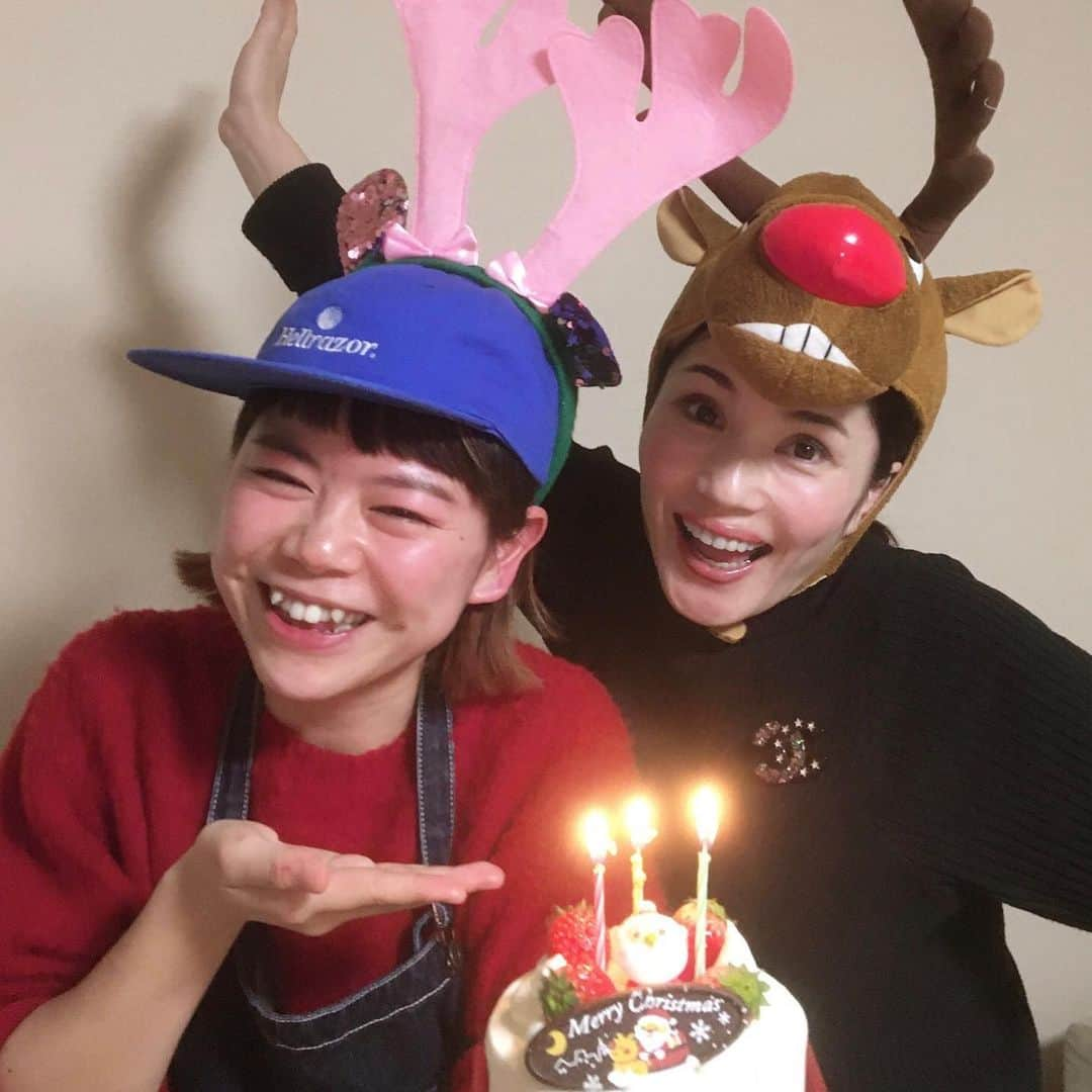 平野ノラさんのインスタグラム写真 - (平野ノラInstagram)「🎂🎄🎁🎅㊗️ #djみそしるmcごはん ちゃん #マブダチ #クリパした #okバブリー」12月26日 1時28分 - noranoranora1988