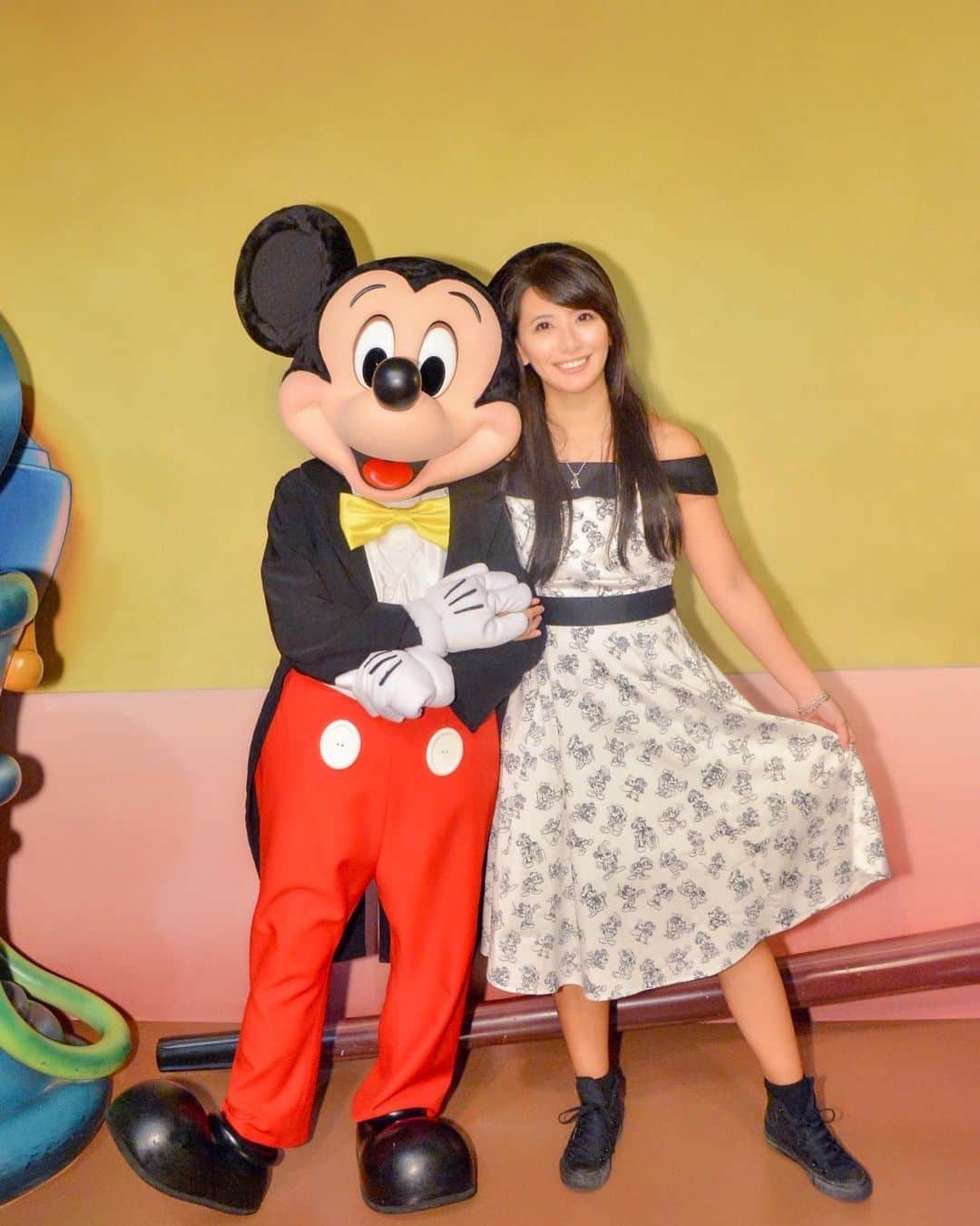 矢部あやのインスタグラム：「201811 4day ミトミのミッキー！ ・ #disneylandresort  #mickeymouse」