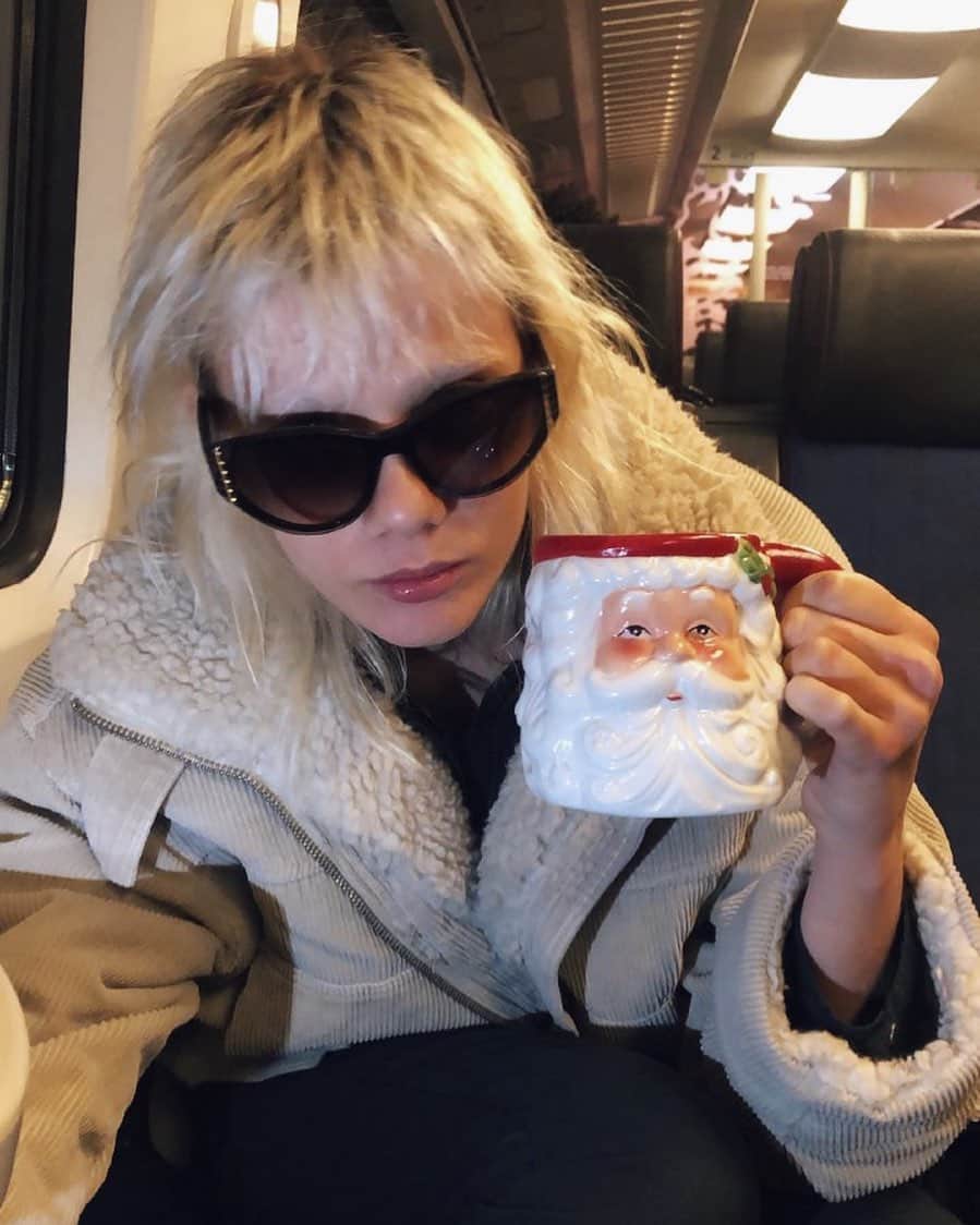 マリヤン・ジョンクマンのインスタグラム：「Meet nd greet 🎅🏼🎅🏼🎅🏼🎅🏼」