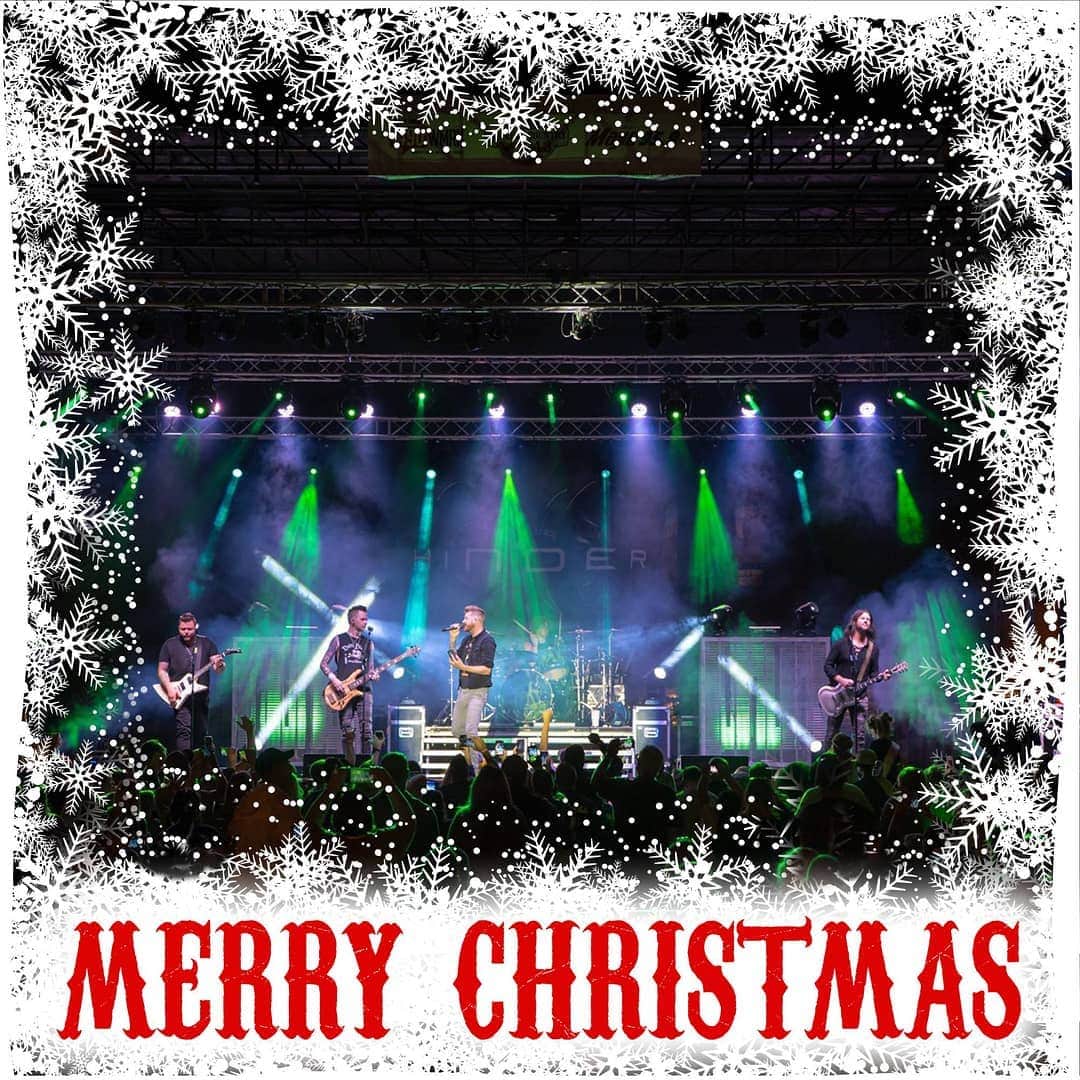 ヒンダーのインスタグラム：「Merry Christmas everyone!! 🎄」