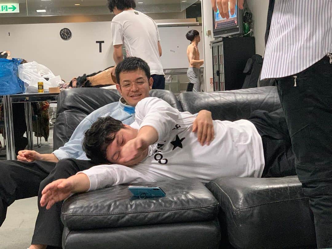 池田真一のインスタグラム：「ハイキック寄席納めでした！ 皆さん今年も数々のハイキックを見届けて頂きありがとうございます！ 来年もハイキック寄席よろしくお願いします！」