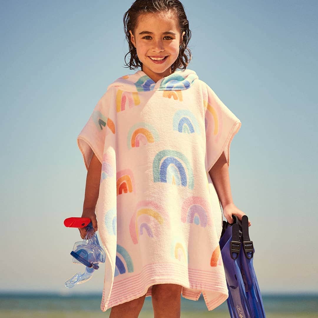 Target Australiaさんのインスタグラム写真 - (Target AustraliaInstagram)「Make the most of summer with 20% off pool, water toys & beach towels. Conditions and exclusions apply 🎯♥️ #targetaus #targetaushome #targetauskids #targetaustoys ​ ​ ​ Poos & water toys offer ends 8 January 2020. Excludes Zoggs. ​Beach towel offer ends 15 January 2020.」12月26日 4時13分 - targetaus