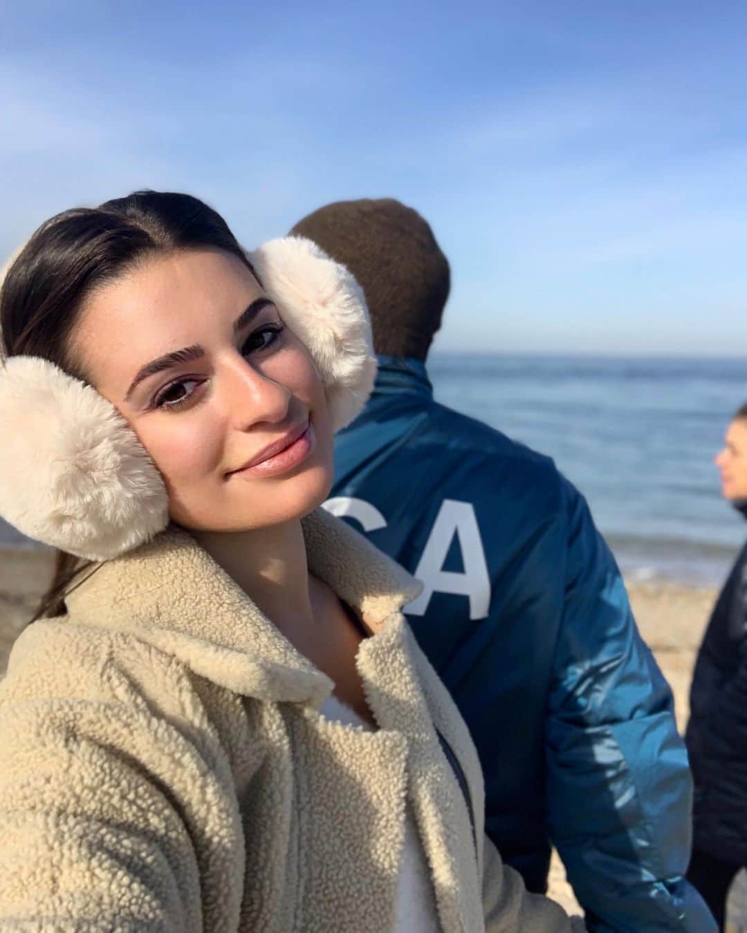 リア・ミシェルのインスタグラム：「Happy everything ❤️」