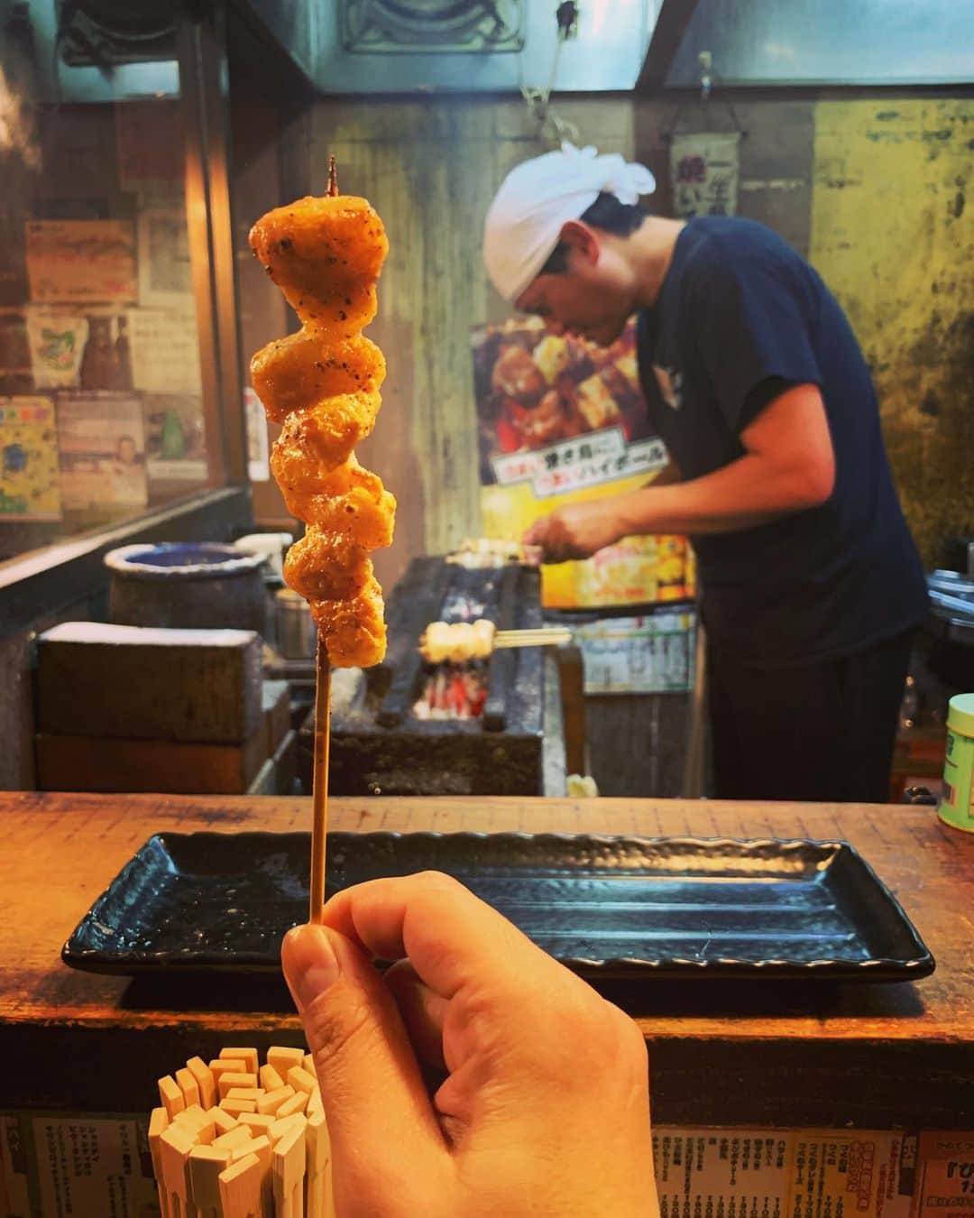 HAYATOのインスタグラム：「#BRIDGET  #HAYATO  #japan  #愛知県  #名古屋  #藤が丘  #炭焼  #焼き鳥  #ひのてつ  #大将と出会えて良かった  #塩かげん絶妙  #美味しい  #クオリティー高い  #サンディエゴにもお店がある  #ジャンボ  #グルメ  #food  #japanesefood  #foodstagram  #風景  #カメラ  #写真  #freedom  #grateful  #life  #love&peace  #simpleisbest」