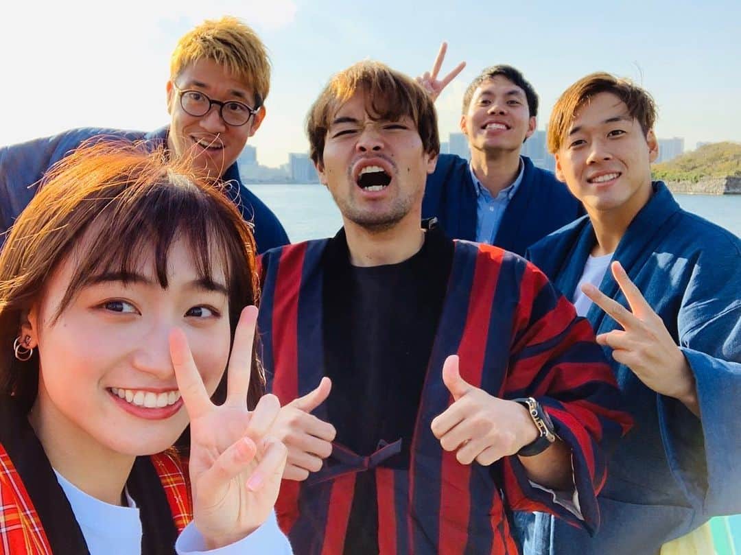 原大悟のインスタグラム：「FCカラーズ 年末特番2019シーズンスペシャル大忘年会 ナレーションまで撮り終えました！ 今年は屋形船で大忘年会！大晦日17時〜の放送です。お見逃しなく〜 #fctokyo #東慶悟 #林彰洋 #矢島輝一 #鈴木えりか」