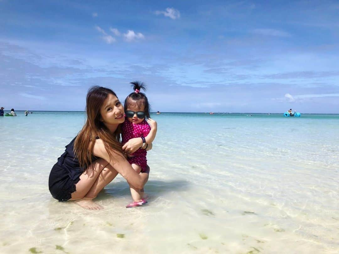 丸高愛実さんのインスタグラム写真 - (丸高愛実Instagram)「はじめての海外！はじめての海🏖 楽しいみたいでなにより👌💓 #グアム　#family」12月26日 9時35分 - marutakamanami