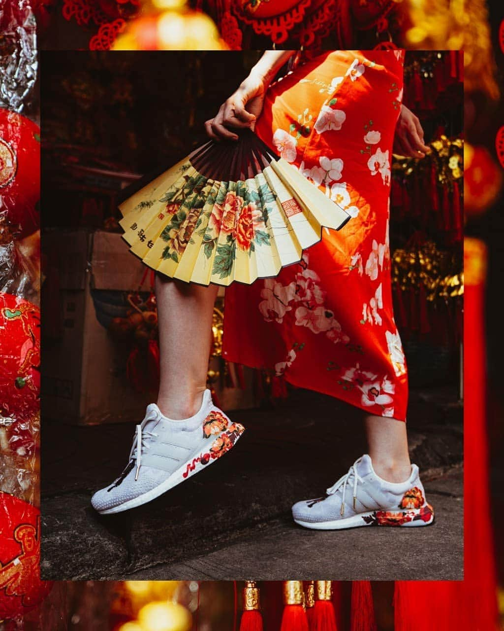 Araya Alberta Hargateさんのインスタグラム写真 - (Araya Alberta HargateInstagram)「#adidasthailand #adidasRunning #ULTRABOOST Chinese New Year  #createdwithadidas」12月26日 10時44分 - chomismaterialgirl