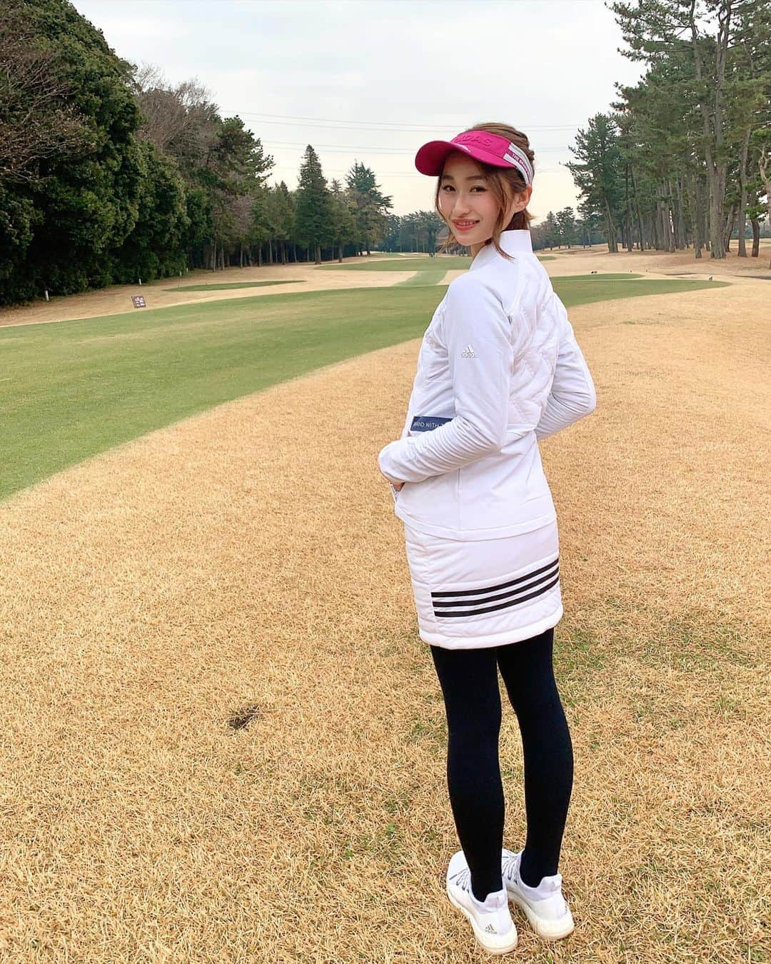 西野沙瑛さんのインスタグラム写真 - (西野沙瑛Instagram)「- - 今日は全身 @adidasgolf ⛳️ 初の紫カントリーあやめコース 石川遼くんとクラブハウス内で すれ違って内心テンション上がった😂 - #ゴルフ女子 #ゴルフ男子 #ゴルフコーデ #スポーツ女子  #ゴルフウェア #スポーツ #golf #골프 #골프스타그램 #골프장 #라운드 #골프스윙 #골프사랑 #골프레슨 #아이언샷 #스크린골프 #드라이버샷 #골스타그램 #トレーニング #トレーニング女子 #筋トレ #筋トレ女子 #golfstagram #golfswing」12月26日 10時55分 - sae_golf