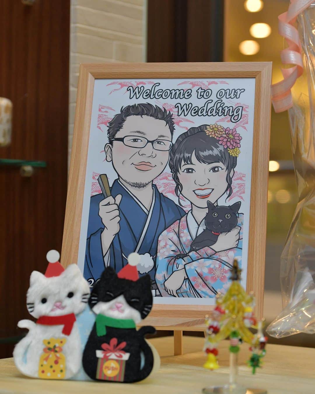 St.AQUA 東京の結婚式場 サンアクアチャペルさんのインスタグラム写真 - (St.AQUA 東京の結婚式場 サンアクアチャペルInstagram)「theme wedding . お二人の大好きな猫をテーマに。 . .  weddig date 2019.12.21 groom&bride Y&N planner Aya Yakushijin hair&makeup @ayumi.hm_aqua . . #サンアクア #サンアクアチャペル #d_wedding #海の近くのウエディング #2019年冬婚 #2020年春婚  #2020年夏婚 #2020年秋婚 #挙式とお食事会 #船上パーティー #少人数ウエディング #ファミリーウエディング #ウエディングブーケ #会場コーディネート #家族婚 #家族挙式 #マタニティウエディング #パパママ婚  #ブライダルフェア #ウエディングドレス #ドレス試着 #結婚式場探し #式場探し #式場見学  #プレ花嫁 #2人挙式  #船上ウエディング #結婚式準備 #竹芝 #日本中のプレ花嫁さんと繋がりたい」12月26日 11時11分 - staquatakeshiba