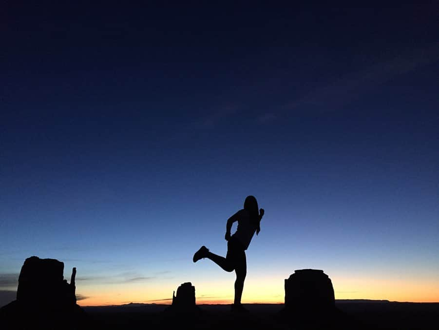 菊池沙都さんのインスタグラム写真 - (菊池沙都Instagram)「また行きたい！📸2017.3.12 #monumentvalley#モニュメントバレー #memories#tbt #instagood #travel#landscape#view #思い出グラム#旅スタグラム #旅行好き#旅#旅行#旅記録#絶景#世界の絶景  #アメリカ旅行#アメリカ留学#🇺🇸 #写真見て浸って航空券とホテル調べて妄想旅✈️」12月26日 11時41分 - satochin30