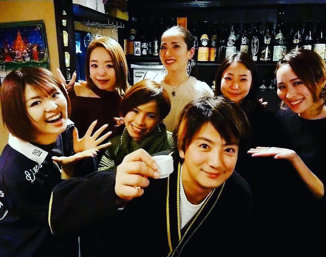 上地雄輔さんのインスタグラム写真 - (上地雄輔Instagram)「大好きです😌 #team#遊助#dancer#performers 一生未来の話してたいです😁」12月26日 11時58分 - usk_kmj