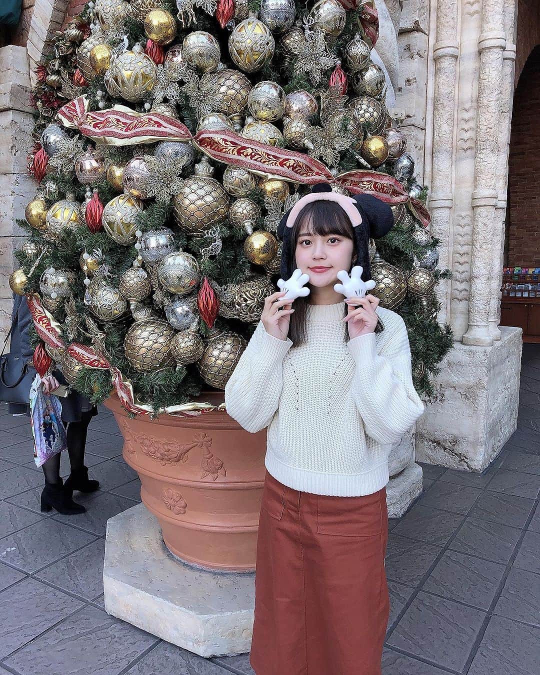 福見真紀さんのインスタグラム写真 - (福見真紀Instagram)「今年のクリスマスはご飯食べに行ったり家族で映画を見たり楽しく過ごせました🎅🎄 みんなはどんなクリスマスでしたか？^ ^」12月26日 12時23分 - mak1ch1