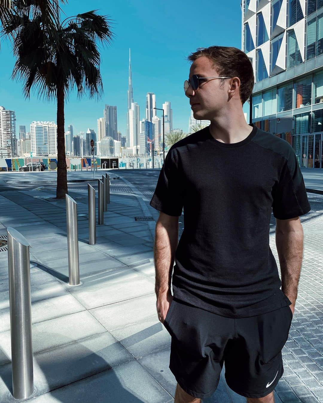 マリオ・ゲッツェさんのインスタグラム写真 - (マリオ・ゲッツェInstagram)「Visiting Dubai Design District 😎」12月26日 18時50分 - mariogotze