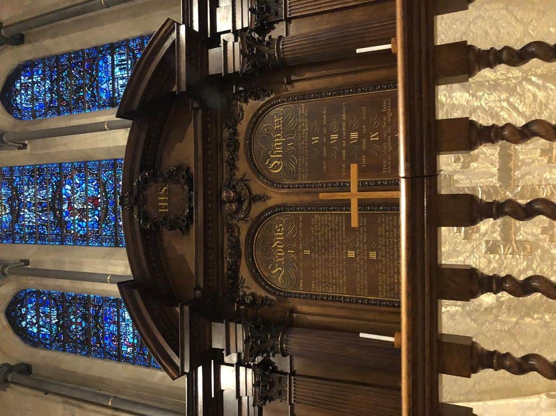 岡倫之さんのインスタグラム写真 - (岡倫之Instagram)「Temple Church.  Knights Templar England headquarters, built in the late 12th century. テンプル教会。 12世紀後半に建てられた、テンプル騎士団イングランド本部。 #GreatOKharn #UK #england #london #overseaslife #britishlife #overseasscenery #britishscenery #TempleChurch #KnightsTemplar #HarryPotter #TheDaVinciCode #オーカーン #英国 #イギリス #イングランド #ロンドン #海外生活  #イギリス生活 #海外の風景 #イギリスの風景  #テンプル騎士団 #テンプル教会  #ハリーポッター #ダヴィンチコード #ロケ地 #聖地巡礼 #歴史好き男子  #歴史は面白い #歴史はロマン  歴史は知れば知るほど知りたくなる。」12月26日 18時48分 - great_o_khan