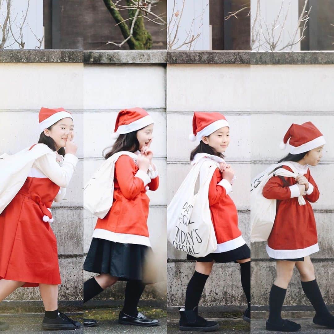 Rihoのインスタグラム：「4年分のにこにこサンタさん  サンタさんも成長しています ☺︎」