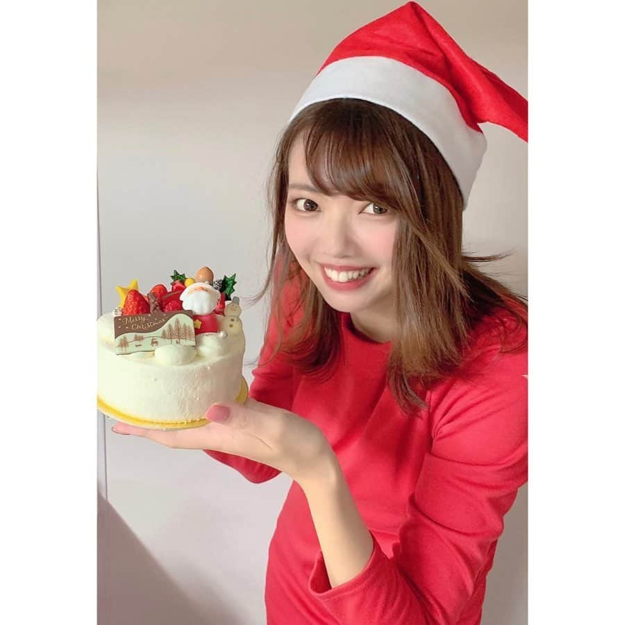 加藤里奈（カトリーナ）さんのインスタグラム写真 - (加藤里奈（カトリーナ）Instagram)「🎅🏻クリスマスパーティー🎅🏻 クリスマスイブは、 NHKのみんなでパーティーを しました🙆‍♀️ * 前日にふわっと話が出て、 当日召集でこの人数🤣 仲間がたくさんいたよおおお🤣🤣❤️ みんなで過ごせて楽しかったなー😘 * * #メリークリスマス  #クリスマス #クリスマス2019 #クリスマスパーティー #クリスマスイブ #christmas  #xmas #Merrychristmas  #xmas2019 #christmas2019 #サンタコス #サンタ #サンタさん」12月26日 14時19分 - rinakatoktriiina