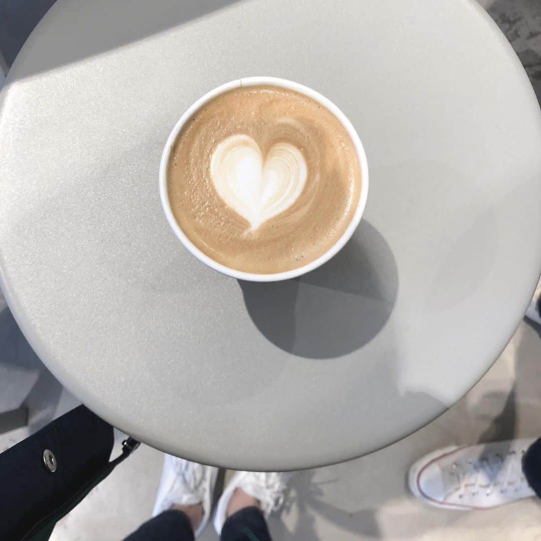 渡辺くるみのインスタグラム：「☕️❤️#coffeetime #現在健康診断中」