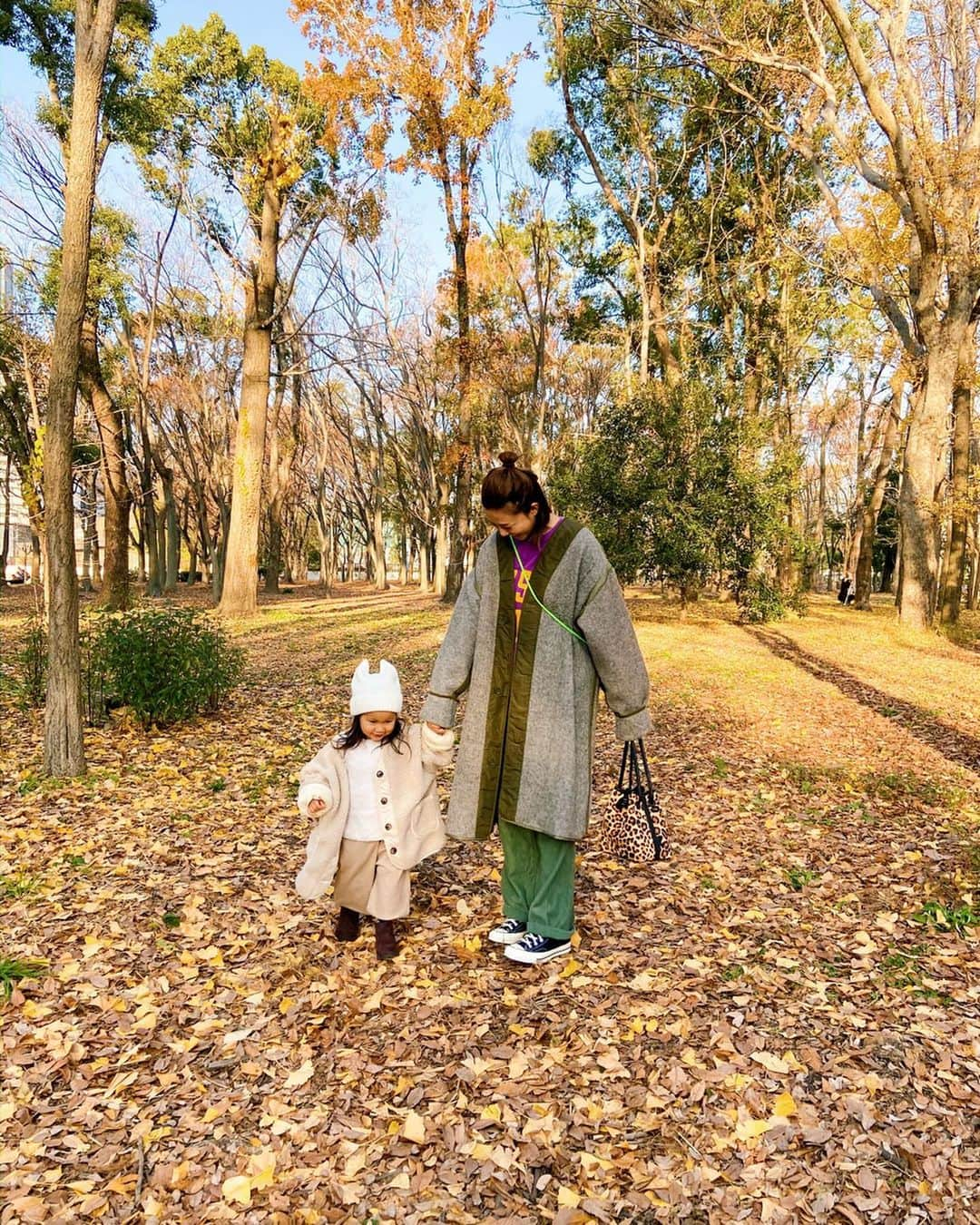 吉田夏海さんのインスタグラム写真 - (吉田夏海Instagram)「久々にみかに会えて色々話せて良い時間だったなぁ🥰﻿ ﻿ ルナちゃん可愛すぎてなつみおばちゃんメロメロ〜💕💕💕﻿ ﻿ リヤちゃんも良い子すぎて😍﻿ ﻿ またすぐ会おうね🙏✨﻿ ﻿ #friends ﻿ #girls ﻿ #osaka﻿ #japan﻿」12月26日 15時44分 - natsumiiiiiiiiiii