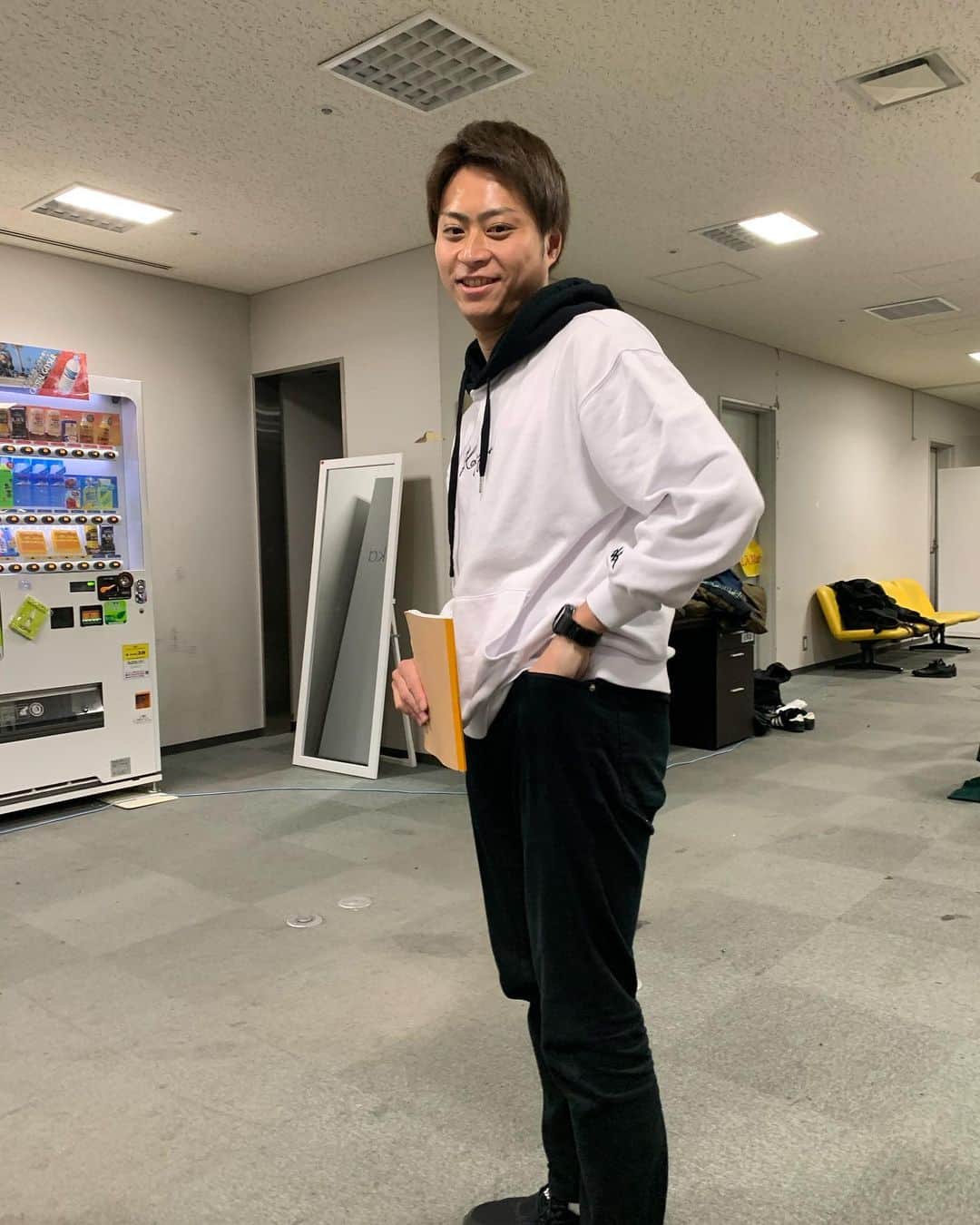 池田真一のインスタグラム：「え？子安さん塾帰り？？ それか今から塾？？ #ヘンダーソン #子安 #塾帰りファッション #小6」