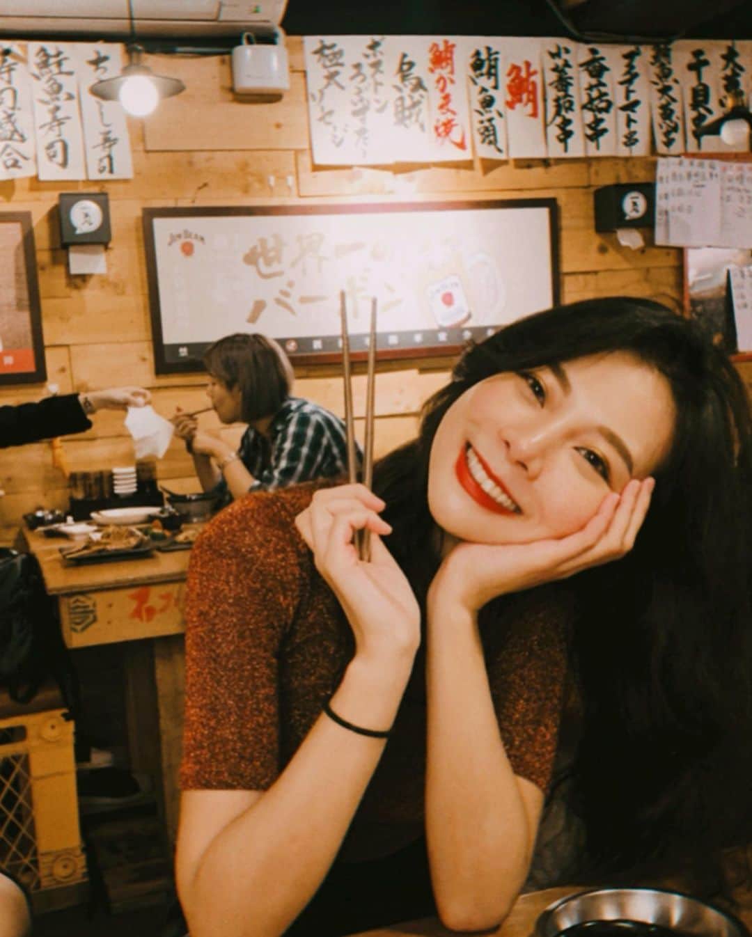 張香香さんのインスタグラム写真 - (張香香Instagram)「2019.12.25 🎄 晚餐吃不夠的續攤🍶😛」12月26日 16時16分 - m40925