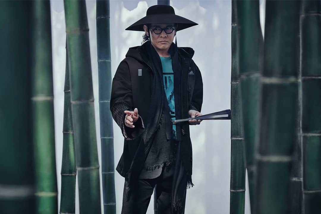 ジェット・リーのインスタグラム：「After a partnership of ten years, I’m excited to announce that my collaboration with Adidas, the Wuji collection, formerly available only in China, will be released worldwide next year. #adidas #sportswear #wuji」
