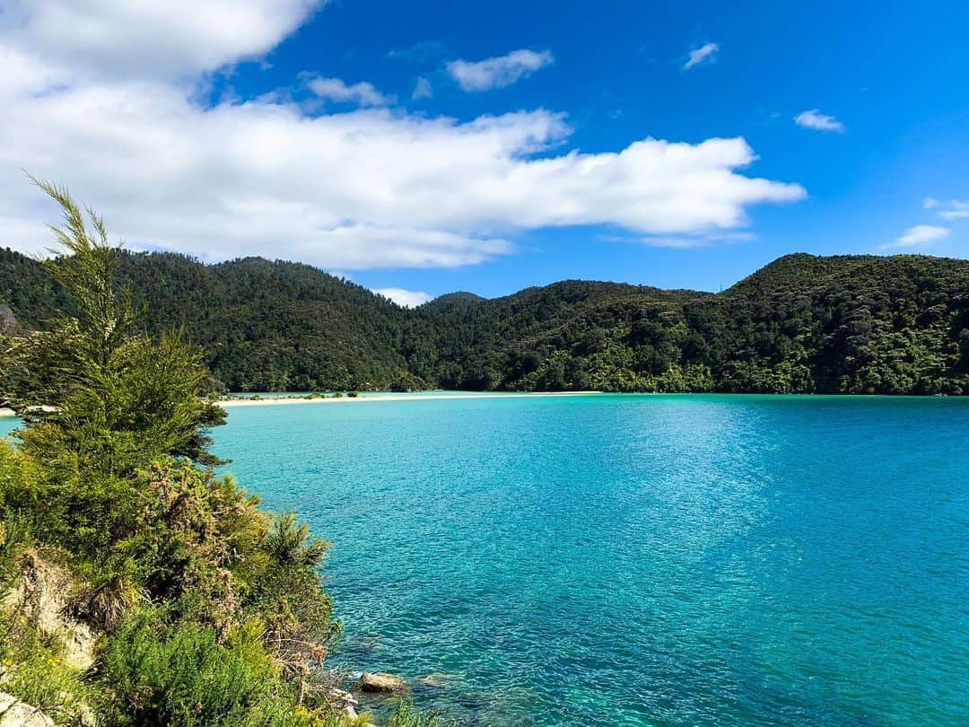 アルメン・アブディさんのインスタグラム写真 - (アルメン・アブディInstagram)「Earth, Sea & Sky tour at Abel Tasman 🇳🇿 😍 #abeltasmankayaks」12月26日 16時59分 - abdi.almen