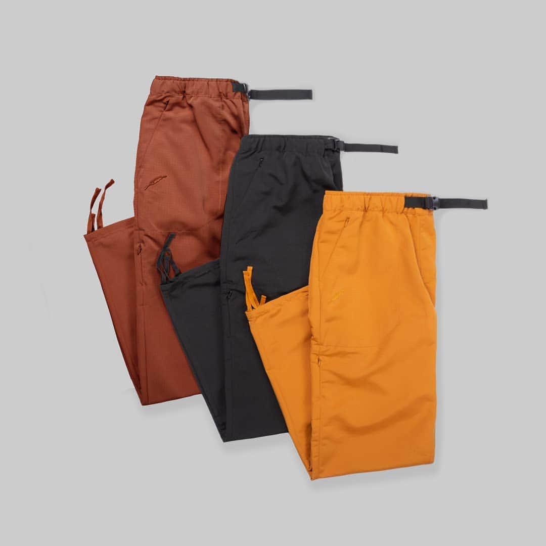 パブリッシュブランドさんのインスタグラム写真 - (パブリッシュブランドInstagram)「The Zoga pant . A relaxed fit pant with hidden pockets and zippers for an ultra-clean look. Includes built-in nylon belt. Fabric is rip stop polyester. Available in 3 colors. . From the OFF THE LINE collection. . . . #offtheline #workpant #workwear #streetwear #elevated #fashion #publishbrand #todayfortomorrow」12月27日 3時02分 - publishbrand