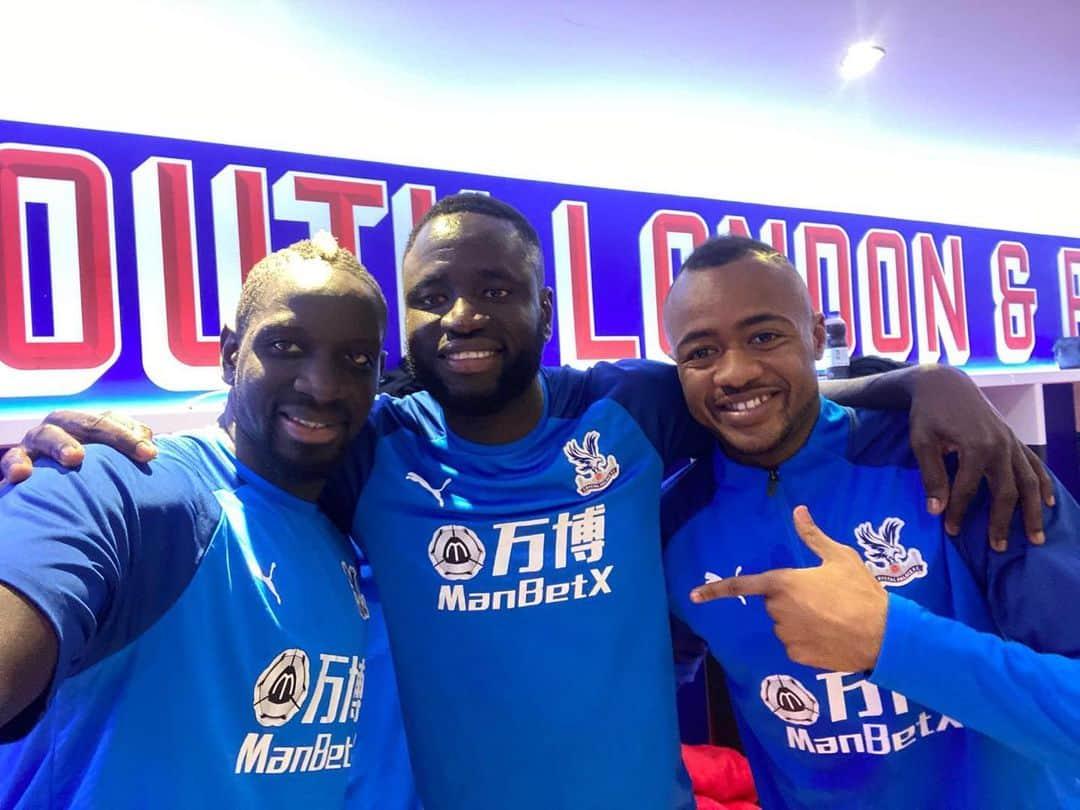 ママドゥ・サコーさんのインスタグラム写真 - (ママドゥ・サコーInstagram)「Thanks for your support today 👏🏿⚽️⚽️🔴🔵 #CPFCfamily #TeamSakho @cpfc」12月27日 3時13分 - mamadousakho