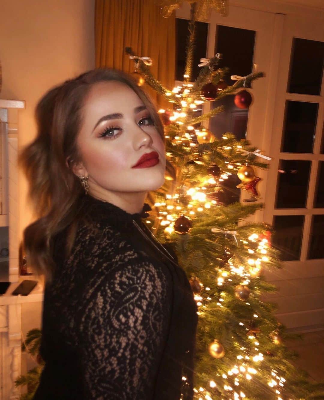 Pleun Bierboomsのインスタグラム：「Merry Christmas, hope you had a good one 💚」