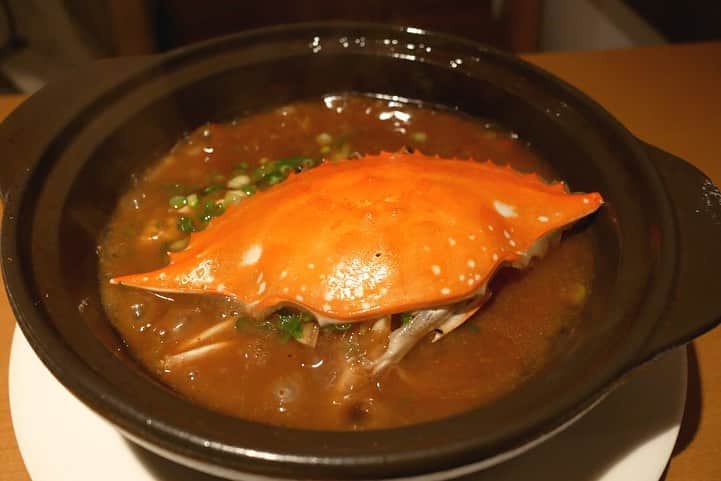 福岡グルメ 福岡ランチ「デビログ」さんのインスタグラム写真 - (福岡グルメ 福岡ランチ「デビログ」Instagram)「須崎町にある中華料理の名店『星期菜』に伺った。 前回はコース料理だったが、今回はアラカルトにしてみた。 やっぱりここは何を食べても美味いので間違いないよ😋👌 詳細はデビログの過去記事を参考にしてください。 ここの場所では年末までの営業と聞いていたが、しばらく延期になったようだ。これは嬉しいお知らせやね👍 オーナーシェフの谷口さん！ご馳走様でした。来年も宜しくお願いします🙇🏻‍♂️ 年末は28日まで、年始は6日からの営業です。 . メニュー、他pic、内観などは「デビログ」に掲載しています。 サイトを見る場合はブラウザで「デビログ」で検索👉 . #星期菜 （セイケイツァイ） #福岡市博多区須崎町 4-19 092-282-6688 11:30～14:00 17:30～22:00 22:00～1:30 要予約 日曜日定休 . ♦️福岡グルメ 福岡ランチを検索できるブログ は「デビログ」で検索👉 ♦️マニアックな情報や本当に美味しいお店情報なら「もっとデビログ」で検索👉 . #須崎グルメ #須崎ランチ #福岡中華 #福岡中華料理 #福岡 #博多 #fukuokapics #fukuoka #fukuokacity #hakata #fukuokarestaurant #fukuokagourmet #IGersJP #ig_japan #福岡レストラン #福岡飲食店 #福岡グルメ #福岡ランチ #福岡ごはん #福岡ご飯 #食べログ福岡 #福岡飯 #福岡食べ歩き #インスタグルメ」12月26日 18時55分 - devi_takahashi