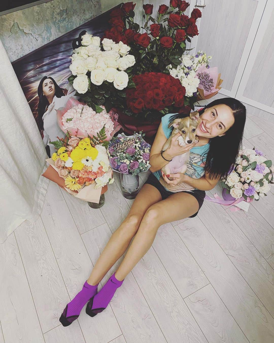 ヤナ・イグリアンのインスタグラム：「26 декабря . Особый день !!」