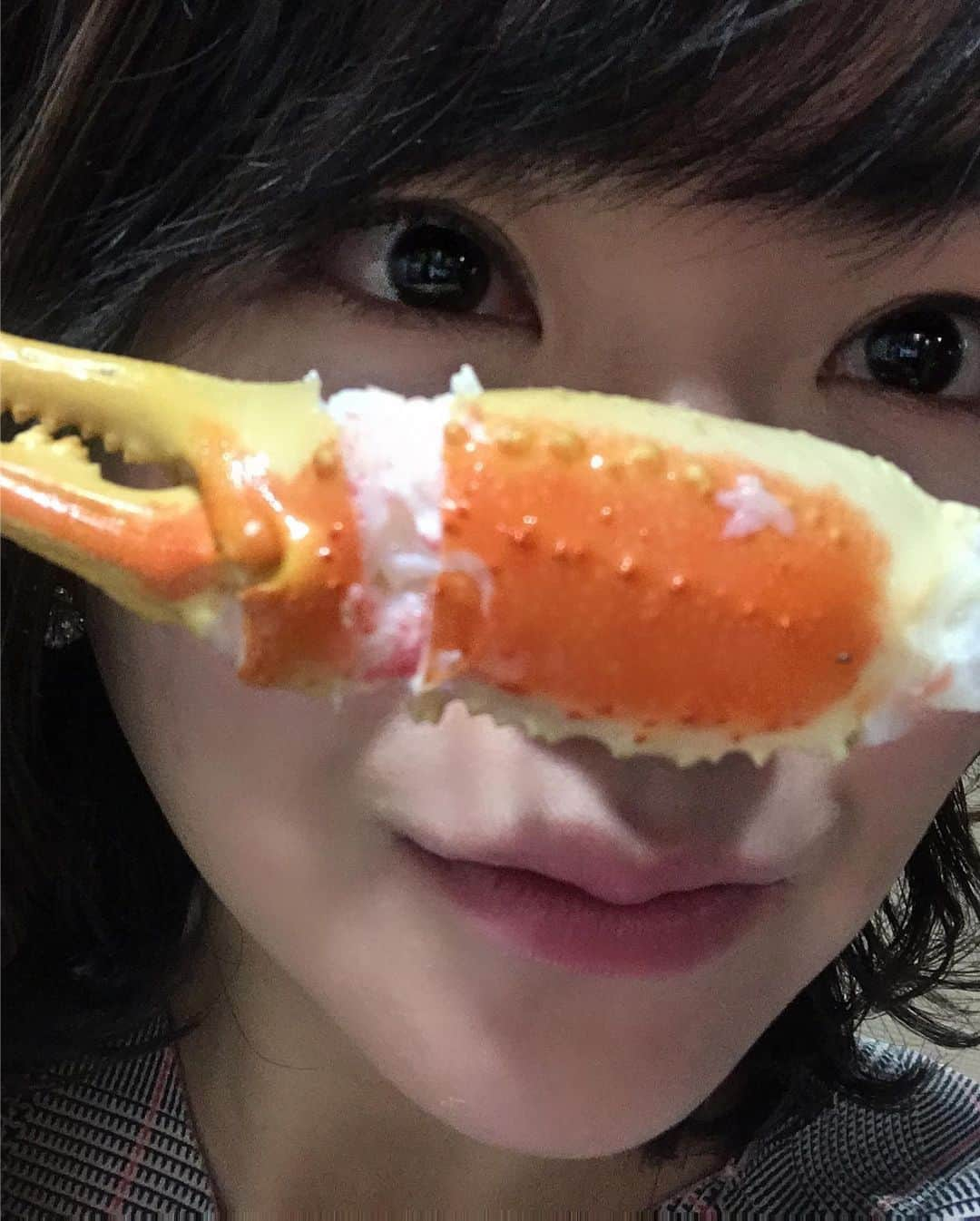 川村美保さんのインスタグラム写真 - (川村美保Instagram)「さて、今月からスタートした TOKYO FM「blue ocean」ラジオショッピング❣️ 今日が年内最後のOAでした！ 聴いてくださった皆様ありがとうございます😊 また来年も沢山の素敵な商品をリスナーの皆様にお届けしていきますよぉ✨ 来年のラジオショッピングは1月6日からスタート！ 私は翌週の14日（火）から担当します^_^ どうぞ宜しく願います👏 #tfm#ブルーオーシャン#ラジオショッピング#こんなに自分の顔載せたのはじめて#なんかすみません#てか全部同じ顔やん#写真の写り方研究しよ#tokyofm#ラジオ大好き」12月26日 20時03分 - miho0308kawamura