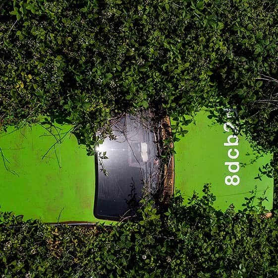 HYPEBEASTさんのインスタグラム写真 - (HYPEBEASTInstagram)「@hypebeastart: French artist @zoerism and the Nouvelle Aquitaine region of France have unveiled ‘Solara,’ a color chart painted atop 144 different wrecked cars in France’s oldest scrapyard. Each one has been carefully numbered with different hexagonal codes to represent each individual car’s color in Zoer’s larger custom color chart system. When looked at individually, each car is a work of art in its own right, but when looked at from an aerial view, it can be seen that each vehicle is but a pixel in a larger composition.⁠⠀ Photo: Zoer」12月26日 20時15分 - hypebeast