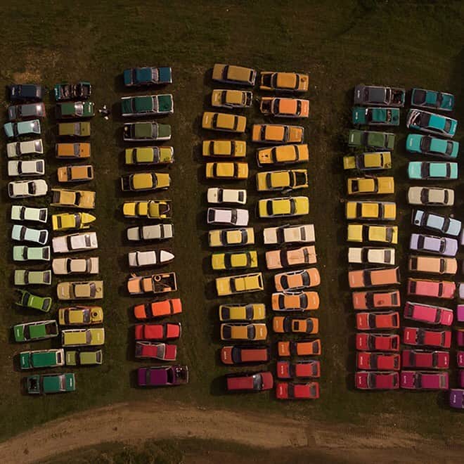 HYPEBEASTさんのインスタグラム写真 - (HYPEBEASTInstagram)「@hypebeastart: French artist @zoerism and the Nouvelle Aquitaine region of France have unveiled ‘Solara,’ a color chart painted atop 144 different wrecked cars in France’s oldest scrapyard. Each one has been carefully numbered with different hexagonal codes to represent each individual car’s color in Zoer’s larger custom color chart system. When looked at individually, each car is a work of art in its own right, but when looked at from an aerial view, it can be seen that each vehicle is but a pixel in a larger composition.⁠⠀ Photo: Zoer」12月26日 20時15分 - hypebeast