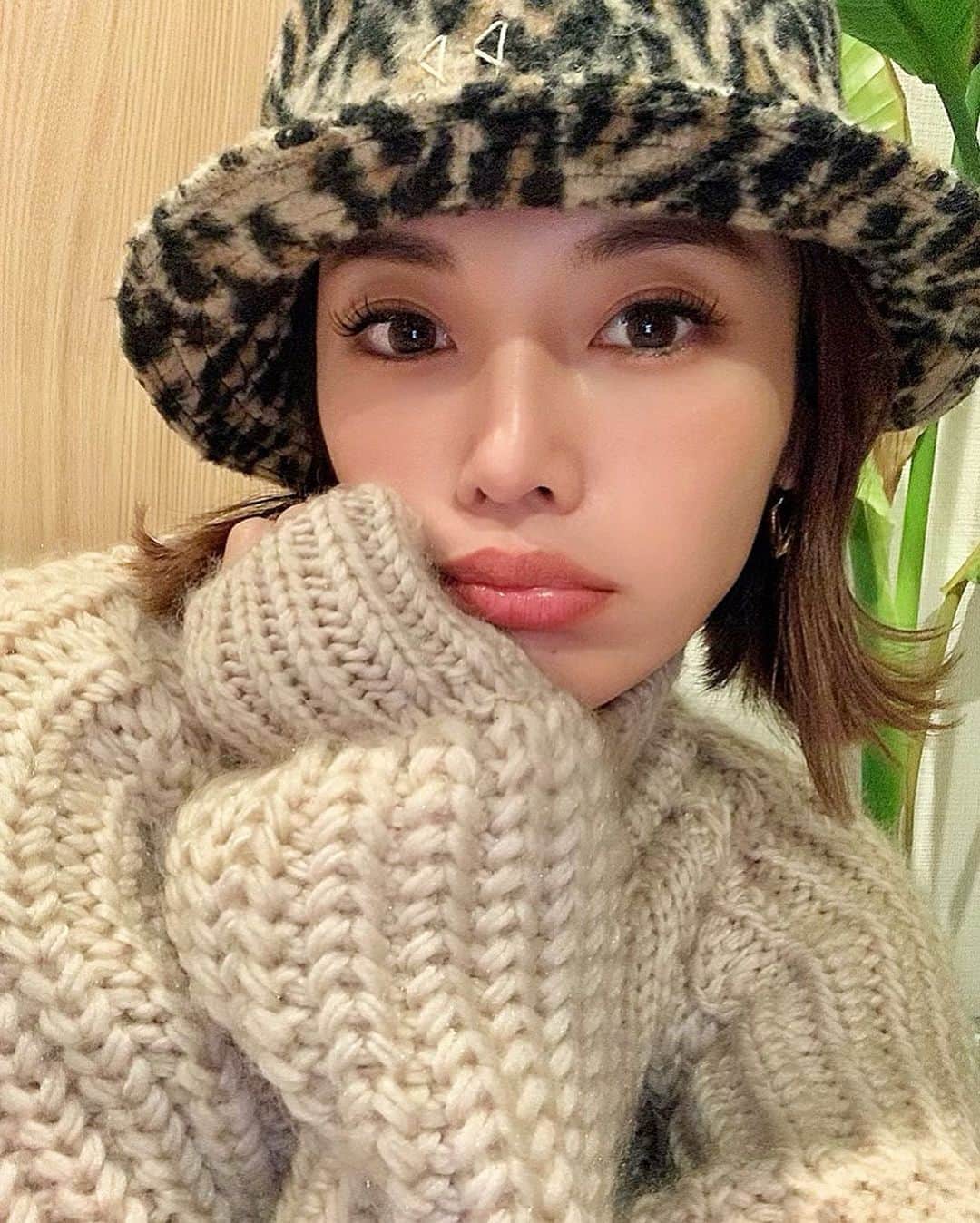 島袋聖南のグルメインスタ