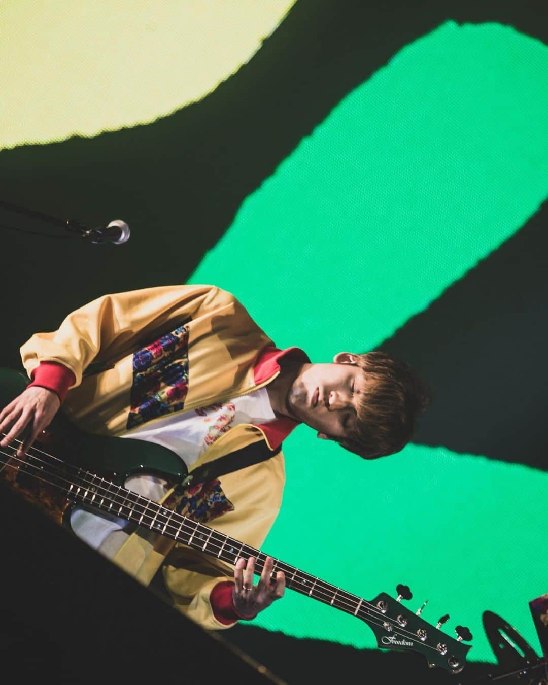 長島涼平のインスタグラム：「RADIO CRAZY 2019 at インテックス大阪 ありがとう！！ 楽しすぎて本番中一瞬寝てしまいました。  #レディクレ #radiocrazy #フレンズ #寝落ち  photo by @nekoze_photo」
