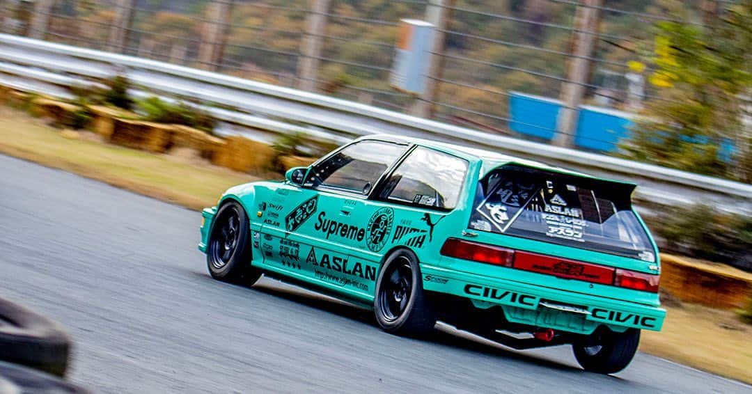 mistbahnさんのインスタグラム写真 - (mistbahnInstagram)「_ ASLAN Honda K-Swapped EF9 CIVIC _ _ Shot on 17-Nov 2019 "HONDA ONE MAKE RACE" organized by @aslan_inc_japan at Central Circuit (Hyogo, Japan) _ owner: @ef.ek.200124 photo: @mistbahn _ JP) 2019年11月17日、セントラルサーキットで開催されたアスランさん( @aslan_inc_japan )主催の「ホンダ・ワンメイク・レース」にて撮影。 _ _ #hondaonemakerace #aslan #アスラン #aslan_inc_japan #centralcircuit #セントラルサーキット #civic #hondacivic #ホンダシビック #シビック #ef9 #ef #efcivic #k20 #k20a #kswapped #kseries #kswap #kanjo #kanjozoku #templeracing #テンプルレーシング #ctac #tuningcartimeattack #timeattack #timeattackjapan #hondata #brideseats #becauseracecar #hondasontrack」12月26日 20時49分 - mistbahn