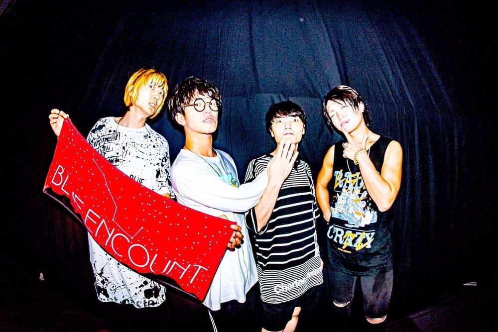 辻村勇太さんのインスタグラム写真 - (辻村勇太Instagram)「FM802 30PARTY FM802 ROCK FESTIVAL  RADIO CRAZY 2019 ＠インテックス大阪  Photo by @hamanokazushi  #blueencount  #bassist #radiocrazy  #今年も大阪お世話になりました #今年もおつとぅっす」12月26日 21時09分 - yuuta.tsujimura