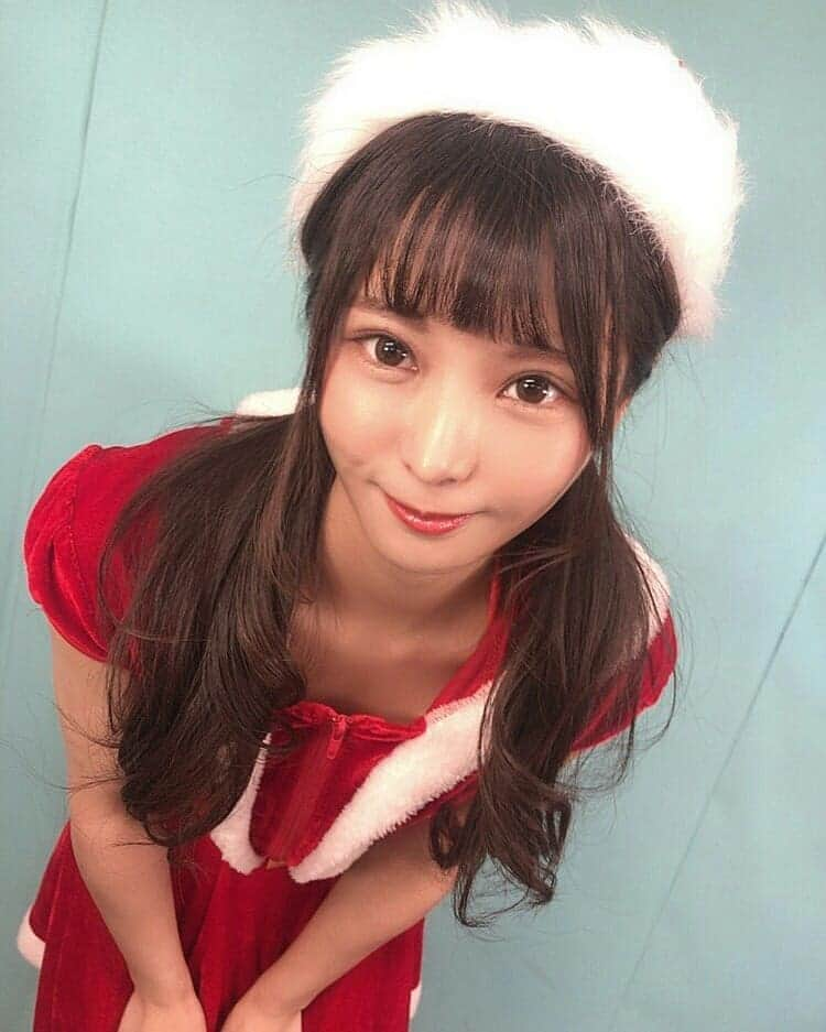 久留木玲のインスタグラム：「今年最後のイベントも楽しかったです🐥🎄💖 クリスマス一緒に過ごしてくれてありがとう！！！ 寒かったのにたくさん出待ちも嬉しかった！(；＿；) 来年もいっばい会えますように♡」