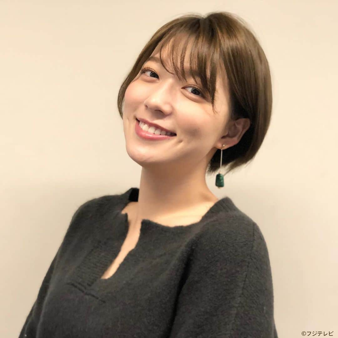 フジテレビ「めざましテレビ」さんのインスタグラム写真 - (フジテレビ「めざましテレビ」Instagram)「12月26日（木）きょう何着て行く？ ・ ファッション雑誌CanCamとコラボした お天気コーナー「きょう何着て行く？」 阿部華也子ちゃんの毎日のコーデを紹介♪ ・ 【きょうのコーデ】 コート→#N. 1万9000円 ニット→#UNRELISH 4500円 スカート→#MEWSREFINEDCLOTHES 7900円 靴→#CHARLES&KEITH 8500円 ストール→#FURLA 2万8000円 ピアス→#Lycka 1500円 ・ 【コーデのポイント】 クールな印象のアニマル柄スカートが主役🐯 チェスターコートを合わせてスパイシーに仕上げました✨ スカートと同じグレーのマフラーを巻いて 全体を落ち着かせれば大人っぽさもアップしますよ🙆‍♀️ ・ #めざましテレビ #きょう何着て行く？ #阿部華也子 #今日のコーデ#コーデ #CanCam #今日のファッション#ootd #きょう何着て行く？は月〜金朝6時22分ごろ放送！」12月26日 21時41分 - mezamashi.tv