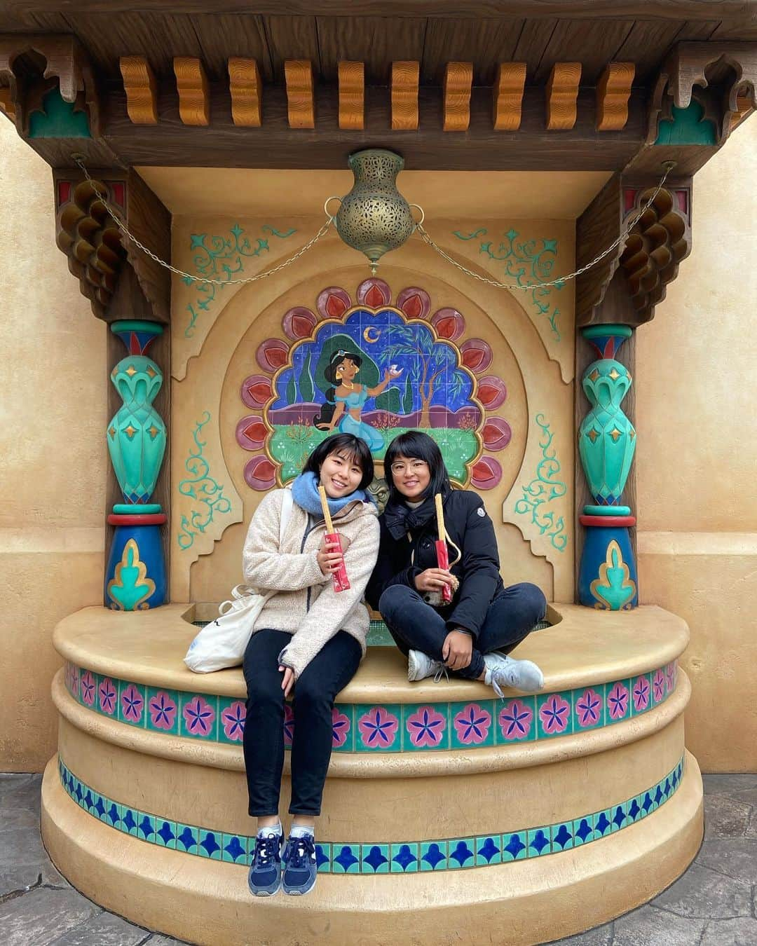 長野未祈さんのインスタグラム写真 - (長野未祈Instagram)「I WENT TO TOKYO DISNEY SEA🐭🌍 IT WAS AMAZING♡♡♡♡♡♡ 東京ディズニーシーに行ってきました！タワー・オブ・テラー2回乗れました👀やったね❤️ #1226 #happybirthdaymybro #turned14」12月26日 21時57分 - minorinagano