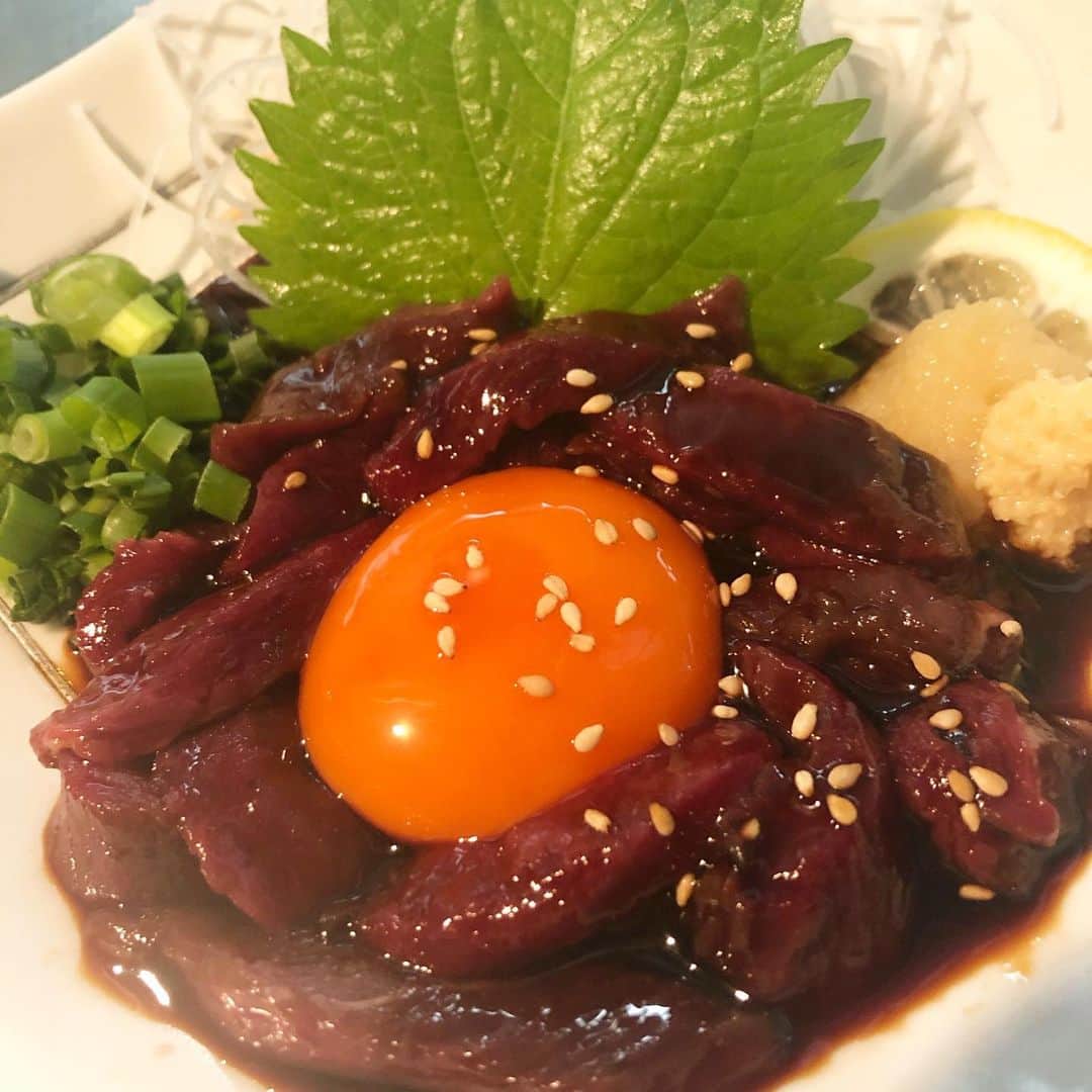 のインスタグラム：「当店オススメ「さくらユッケ」です！！！ ぜひご賞味下さい🥴💕 . . . #九州うまか #梅田 #大阪 #大阪居酒屋 #東通り #九州料理 #自然薯 #もつ鍋 #石焼もつ鍋 #Osaka #日本酒 #日本酒女子 # 日本酒好き集合 #イカの天ぷら#角煮#ユッケ」