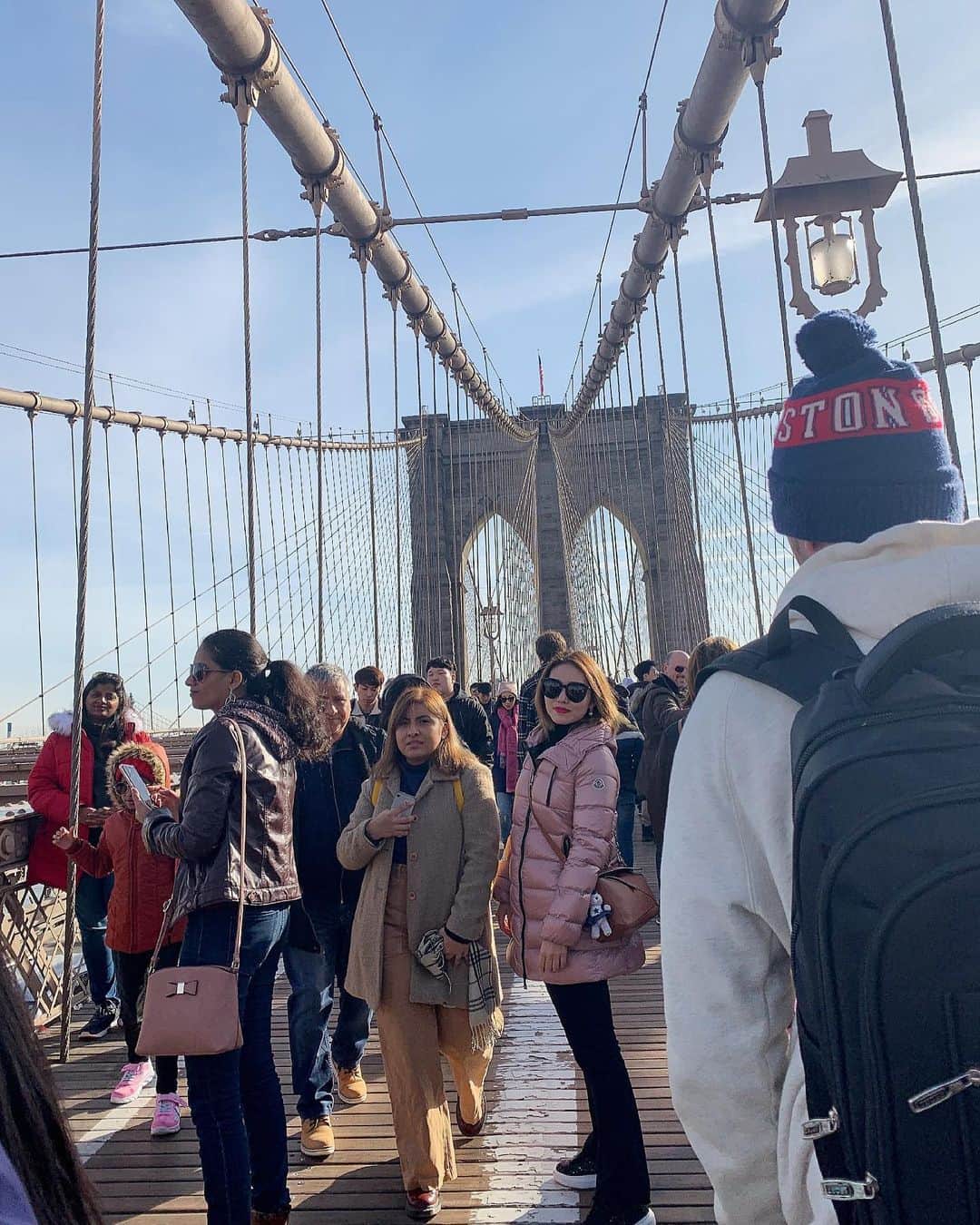 耿冰娃さんのインスタグラム写真 - (耿冰娃Instagram)「游客照打卡~Brooklyn Bridge！🌉」12月26日 23時56分 - bingwa_fairy