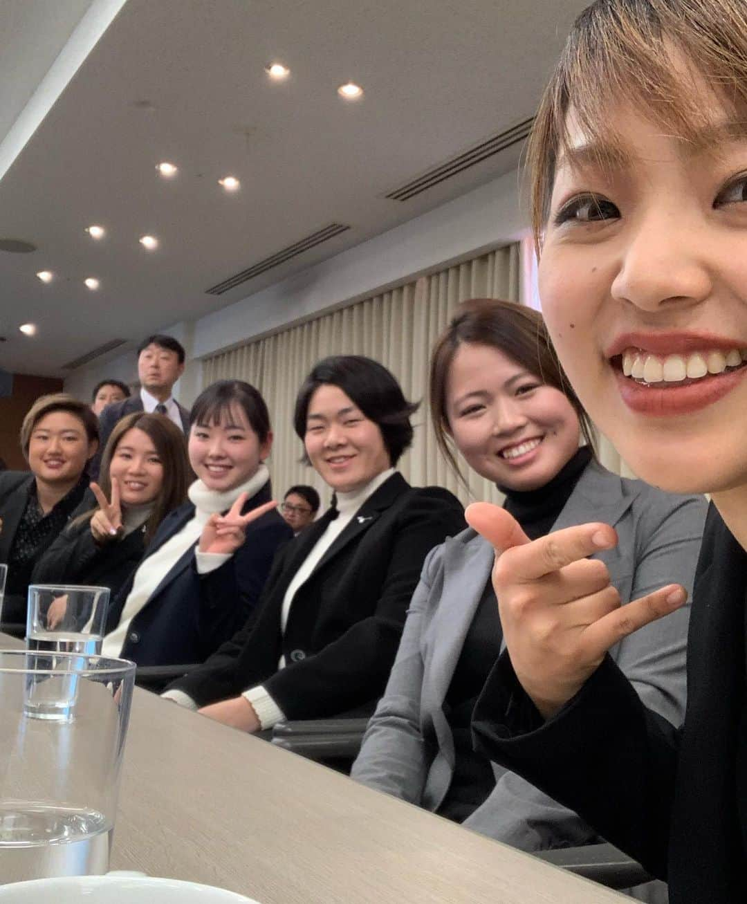 伊藤有志さんのインスタグラム写真 - (伊藤有志Instagram)「ミズノスタッフ会議 . . . . .  #アイシグリーンシステム  #ミズノ#ミズノゴルフ #ミズノプロ #mizuno #mizunogolf #ゴルフ #golf #タイトリスト #イオミック #ゼロホールディングス  #titleist  #キャサリン #エアードロップ」12月27日 0時08分 - yushi.ito