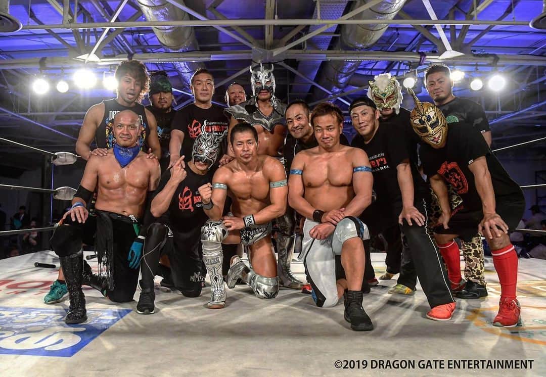 のインスタグラム：「2019年試合納め。 今年1年、全国各地でたくさんのご声援ありがとうございました。 2020年もよろしくお願いします。 #dragongate」