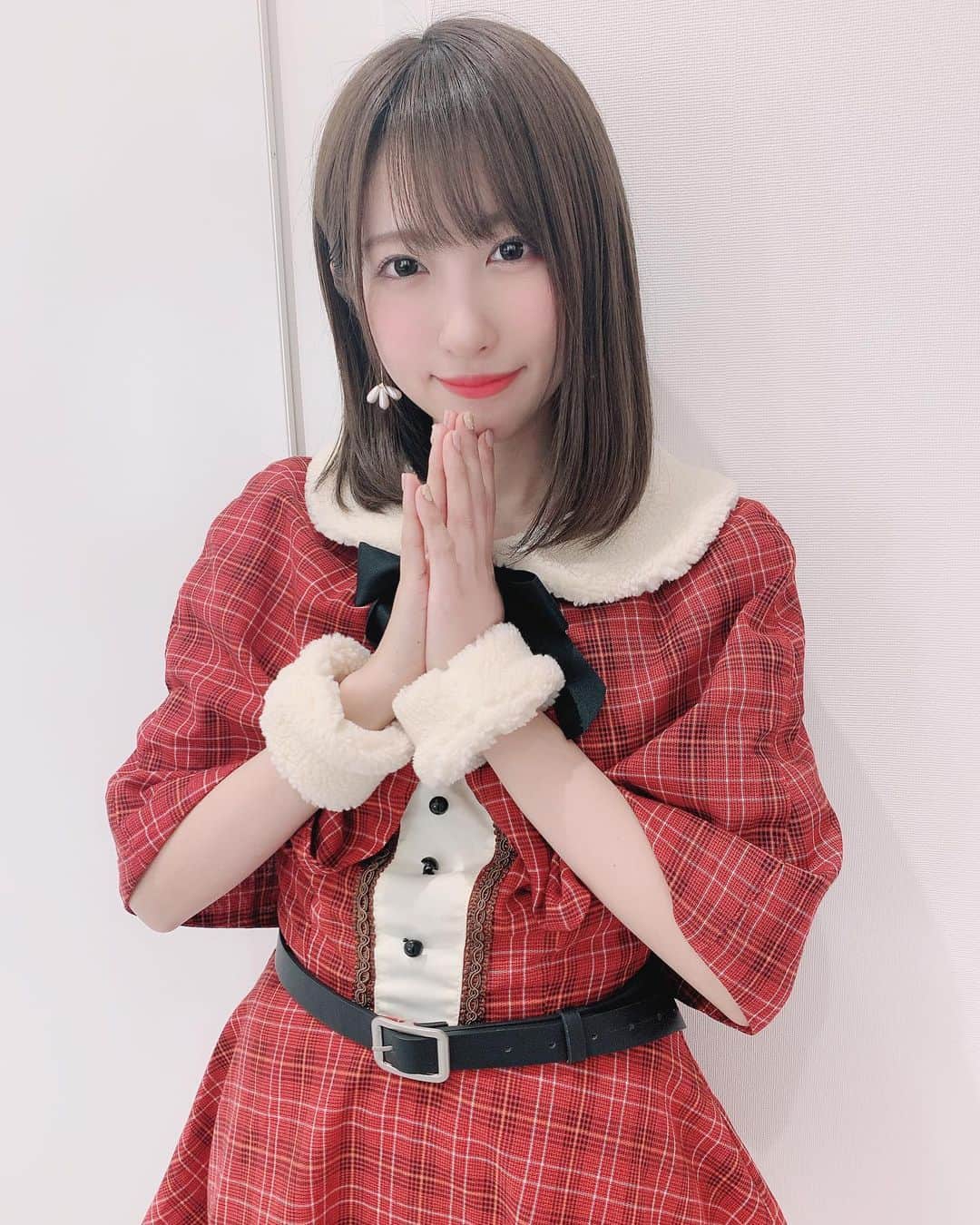 小桃音まいのインスタグラム：「. Merry Christmasでした🎄. . . . #サンタさん #サンタ #サンタコス #christmas #クリスマス #クリスマスプレゼント #santa #コスプレ #cosplay #サンタクロース #xmas #merrychristmas #bonita #イベント #f4f #followforfollowback #portrait #portraitphotography #photooftheday #photo_jpn #メリクリ #japanese #ミディアムヘア #ミニスカート #instagood #instalike #instafashion #instalove #instadaily #小桃音まい」