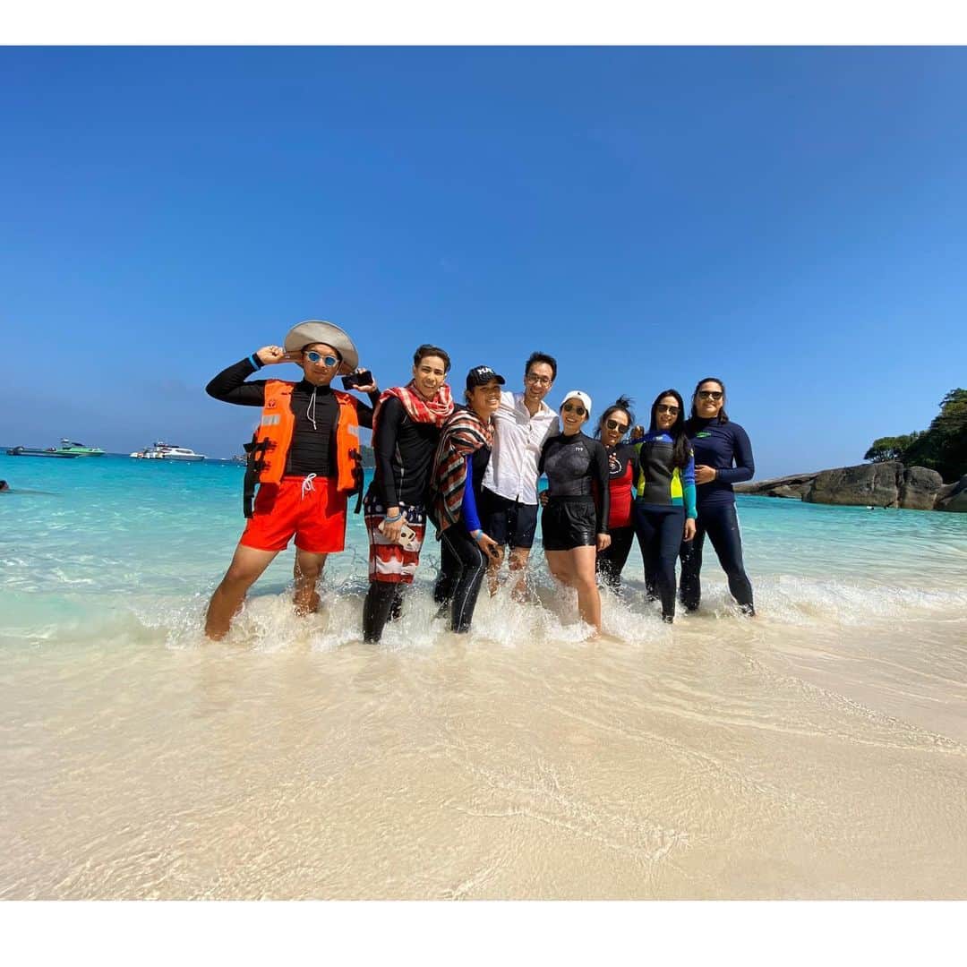 モリヤ・ジュタヌガーンのインスタグラム：「❤️#Similan #familytrip #amazingthailand #momoriya」
