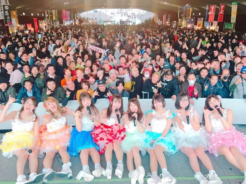 山咲まりなのインスタグラム：「【JAPAN BREWERS CUP2020】 2020年1月24.25.26 開催🍻 KNU限定復活！！！！！ ［イベントメインMC］ 24.25日かなぷぅ❤️れぇれぇ🧡 26日はかなぷぅと共に、私まりーなも務めさせて頂きます!!🙌 そして❣️25.26日は※限定！KNU復活ライブがあります!!◯◯💝 2020年もKNUが皆さんと一緒に乾杯おっぱいさせて頂くよーーー！！！！美味しいビールと楽しいライブと可憐な巨乳達に、メロメロになってください🥰💕 横浜大さん橋ホールでお待ちしております!!!☺️💖✨ #japanbrewerscup #2020 #KNU #beer #beerstagram #beerfestival #beerlover」