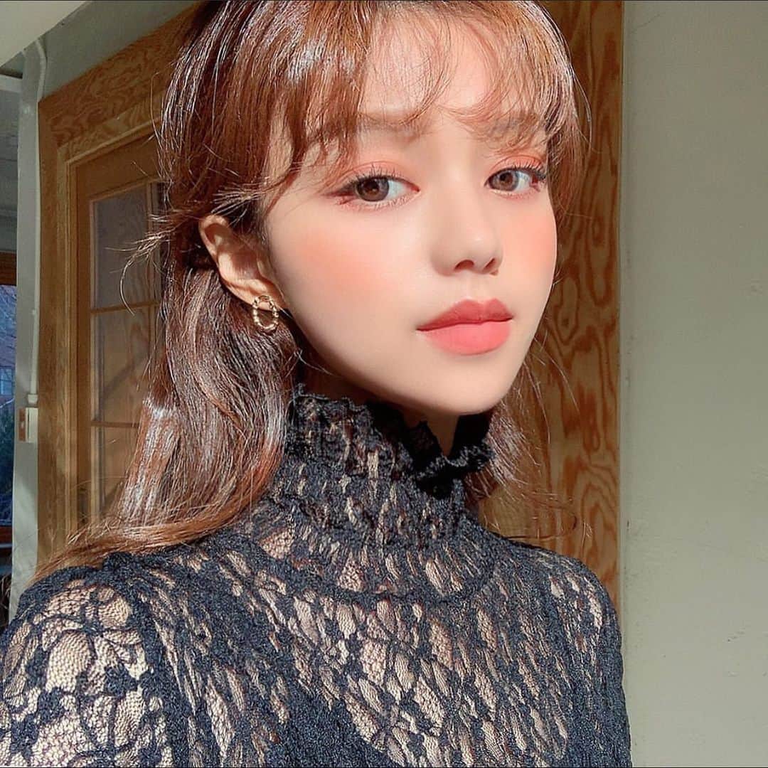Chuuのインスタグラム：「점심 맛있게 드세요오💗💗#chuuswoul」