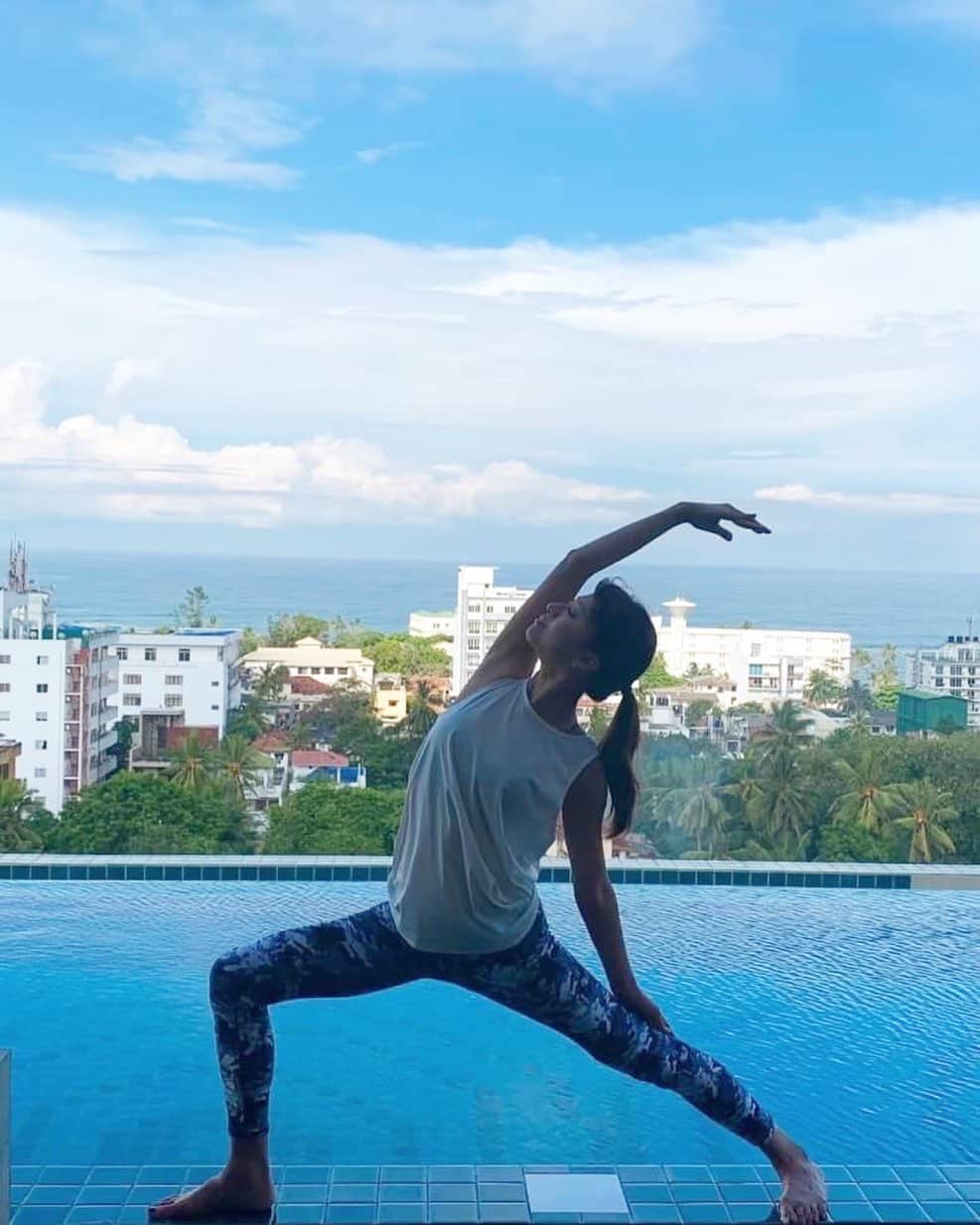 YES TOKYOのグルメインスタ